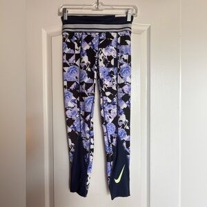 Nike NEW Floral Dri-Fit Floral Printed Leggings Girl's Size Medium high rise gym